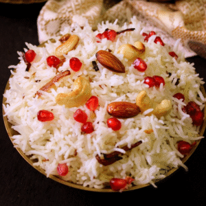 Kashmiri Pulao (कश्मीरी पुलाव)
